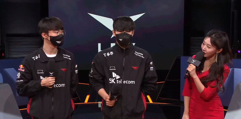 贝克汉姆：我在阿诺德身上看到了自己的影子；萨卡是出色的球员